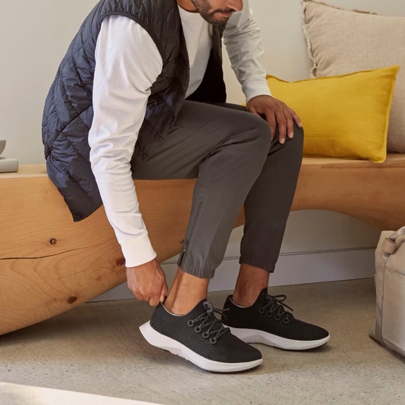 NEW allbirds Limited Edition Men's Tree Dasher Obsidian Black Sz 11 - Picture 3 of 16